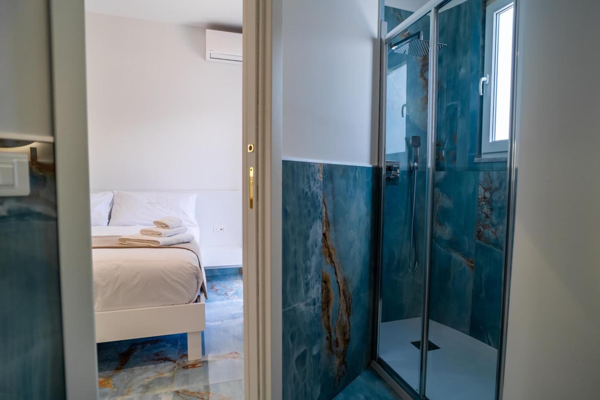 Suite 14 Scalea Luaran gambar