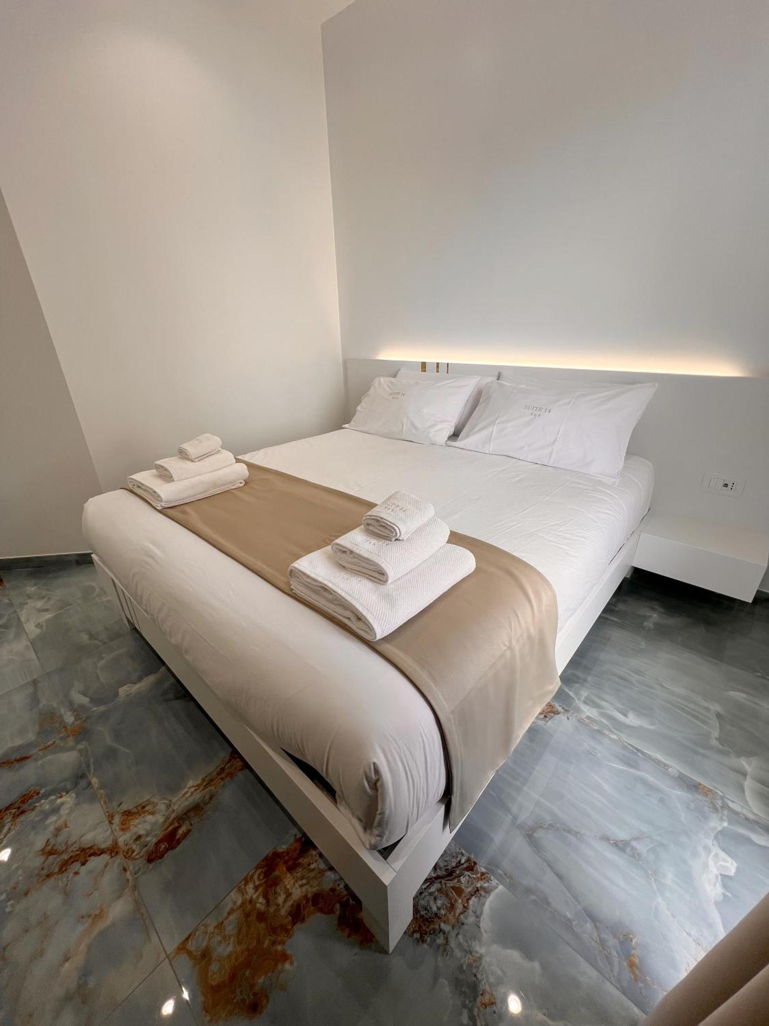 Suite 14 Scalea Luaran gambar