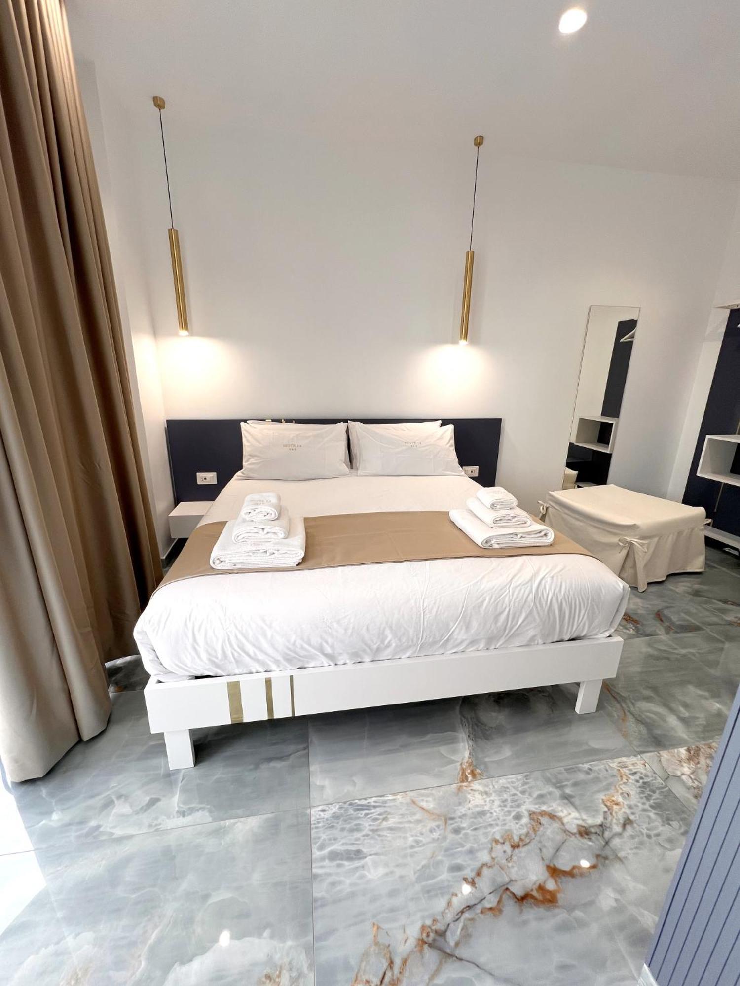 Suite 14 Scalea Luaran gambar
